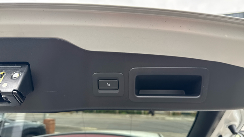 Mazda 3 2.5 e-Skyactiv G MHEV [140] Exclusive-Line 5dr Petrol Hatchback